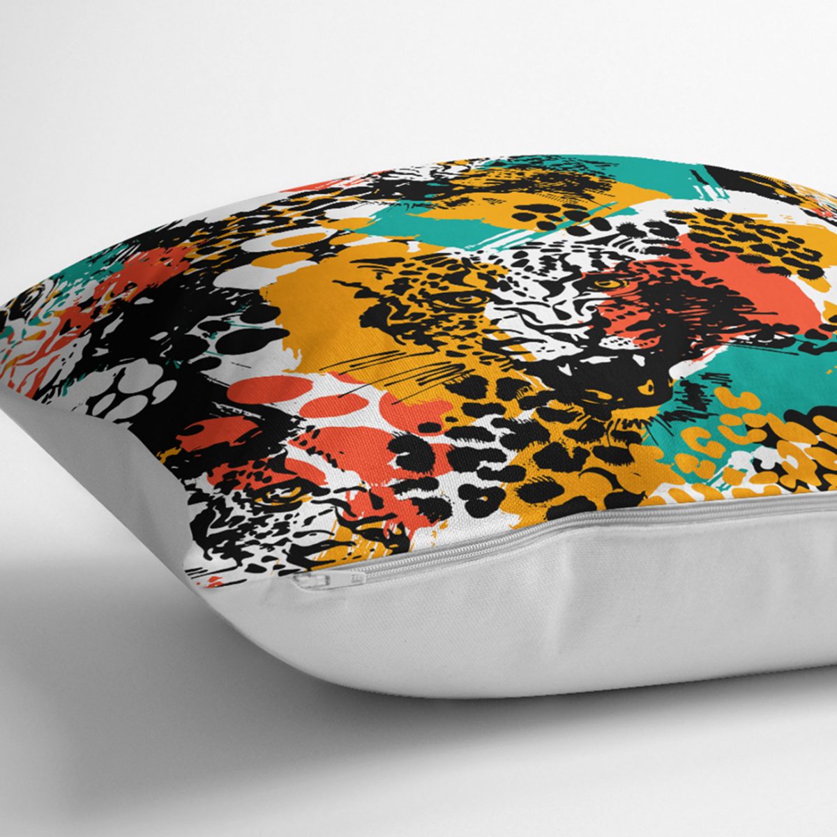Kaplan Motifli Renkli Dijital Baskılı Özel Tasarım Modern Yastık Kılıfı Realhomes
