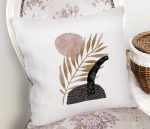 Beyaz Zemin Üzerinde Gold Yaprak Motifli Dekoratif Yastık Kılıfı Realhomes