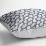 - Rh-K5392-Lacivert-Kot-Zemin-Uzerinde-Gri-Su-Damlacikli-Dekoratif-Kirlent-Kilifi-2 - Realhomes Lacivert Kot Zemin Üzerinde Gri Su Damlacıklı Dekoratif Kırlent Kılıfı Realhomes