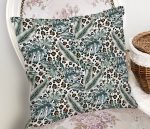 - Rh-K5414-Leopar-Zemin-Uzeinde-Gumus-Tropik-Yapraklar-Baskili-Kirlent-Kilifi-1 - Realhomes Leopar Zemin Üzeinde Gümüş Tropik Yapraklar Baskılı Kırlent Kılıfı Realhomes