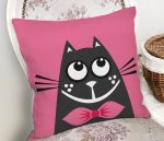 - Rh-K5637-Cizgi-Film-Karakterli-Pembe-Zeminde-Kedi-Modern-Kirlent-Kilifi-1 - Realhomes Çizgi Film Karakterli Pembe Zeminde Kedi Modern Kırlent Kılıfı Realhomes