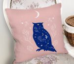 - Rh-K5749-Bej-Pembe-Zeminde-Mavi-Baykus-Motifli-Dekoratif-Kirlent-Kilifi-1 - Realhomes Bej Pembe Zeminde Mavi Baykuş Motifli Dekoratif Kırlent Kılıfı Realhomes