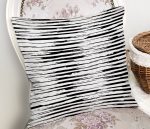 - Rh-K5764-Siyah-Beyaz-Modern-Cizgili-Dekoratif-Yastik-Kilifi-1 - Realhomes Siyah Beyaz Modern Çizgili Dekoratif Yastık Kılıfı Realhomes