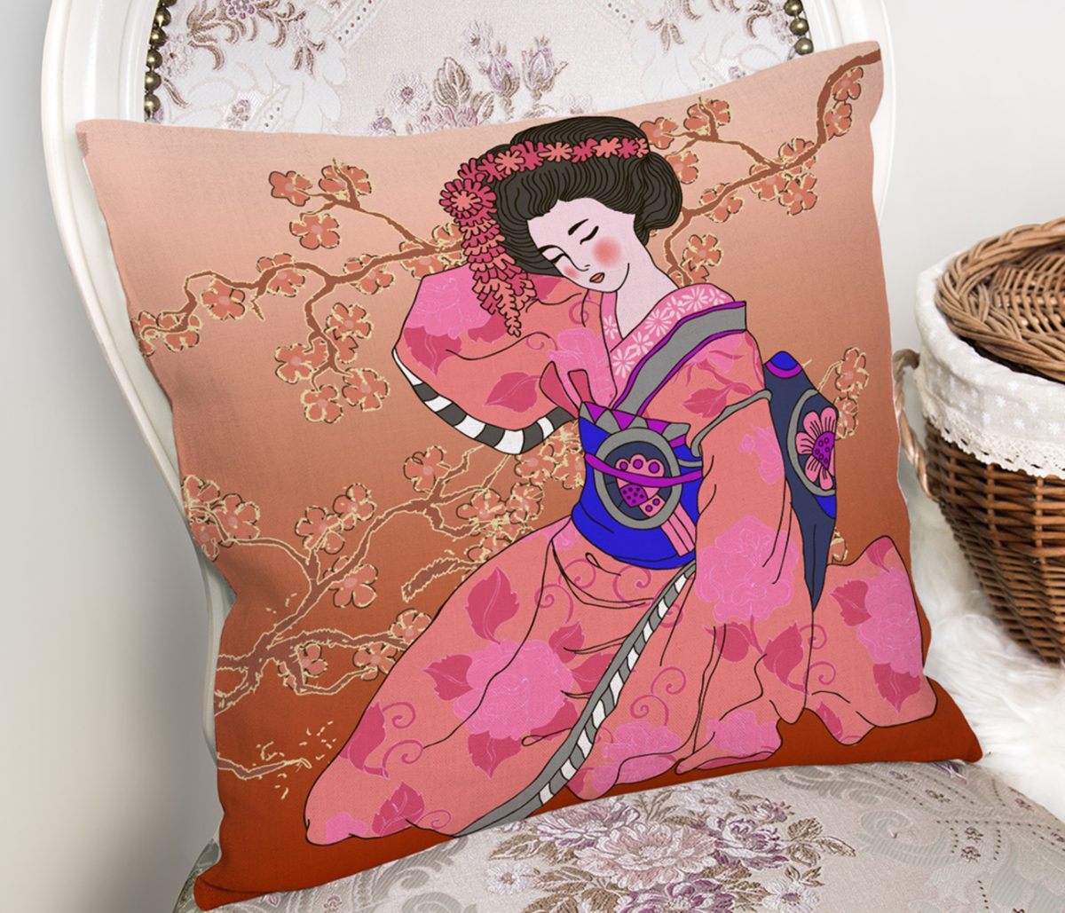 Çiçek Motifleri Üzerinde Japon Kız Desenli Modern Yastık Kılıfı Realhomes