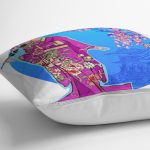 Beyaz ve Mavi Zeminli Çiçekli Japon Kadın Desenli Modern Kırlent Kılıfı Realhomes