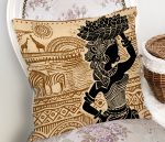- Rh-K5836-Etnik-Desen-Zeminli-Afrika-Kadin-Motifli-Dekoratif-Yastik-Kilifi-1 - Realhomes Etnik Desen Zeminli Afrika Kadın Motifli Dekoratif Yastık Kılıfı Realhomes