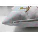 - Suet-K-143-2 - Realhomes  Çift Taraflı Modern Baykuş Resimli Dijital Baskılı Dekoratif Süet Yastık Kırlent Kılıfı Realhomes