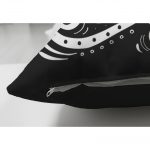 - Suet-K-2005-2 - Realhomes  Çift Taraflı Siyah Love Dijital Baskılı Dekoratif Süet Yastık Kırlent Kılıfı Realhomes