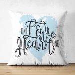 - Suet-K-2103 - Realhomes  Çift Taraflı Love Heart Yazı Desenli Dijital Baskılı Modern Süet Yastık Kırlent Kılıfı Realhomes