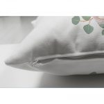 - Suet-K-2112-2 - Realhomes  Çift Taraflı Özel Tasarım Çiçek Temalı Dijital Baskılı Dekoratif Süet Kırlent Kılıfı Realhomes