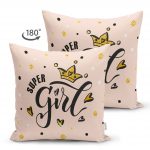 - Suet-K-2117-1 - Realhomes  Çift Taraflı Süper Girl Yazı Desenli Dijital Baskılı Dekoratif Süet Kırlent Kılıfı Realhomes