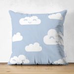 - Suet-K-2142 - Realhomes  Çift Taraflı Mavi Zeminli Bulut Temalı Dijital Baskılı Modern Süet Yastık Kılıfı Realhomes