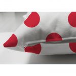 - Suet-K-2151-2 - Realhomes Çift Taraflı Kırmızı Puantiyeli Dijital Baskılı Dekoratif Süet Yastık Kırlent Kılıfı Realhomes