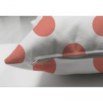 - Suet-K-2156-2 - Realhomes Çift Taraflı Yavru Ağzı Puantiyeli Dijital Baskılı Dekoratif Süet Yastık Kılıfı Realhomes