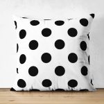- Suet-K-2158 - Realhomes  Çift Taraflı Siyah Puantiyeli Dijital Baskılı Modern Süet Yastık Kırlent Kılıfı Realhomes