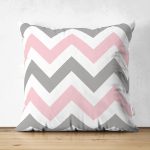 - Suet-K-2175 - Realhomes Çift Taraflı Modern Renkli Zigzag Desenli Dijital Baskılı Süet Yastık Kılıfı Realhomes
