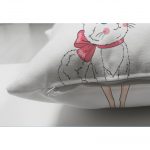 - Suet-K-2182-2 - Realhomes  Çift Taraflı Sevimli Kız Motifli Dijital Baskılı Dekoratif Süet Yastık Kırlent Kılıfı Realhomes