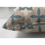 - Suet-K-2216-2 - Realhomes  Geometrik Motifli Çift Taraflı Dijital Baskılı Dekoratif Süet Kırlent Kılıfı Realhomes