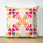 - Suet-K-2227 - Realhomes  Krem Zeminli Geometrik Çift Taraflı Dijital Baskılı Süet Yastık Kırlent Kılıfı Realhomes