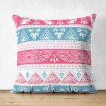 - Suet-K-2357 - Realhomes Mavi Pembe Etnik Desenli Çift Taraflı Dekoratif Süet Yastık Kırlent Kılıfı Realhomes
