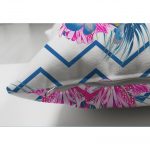 - Suet-K-2363-2 - Realhomes Zigzag Zeminli Flamingo Çift Taraflı Dijital Baskılı Dekoratif Süet Yastık Kırlent Kılıfı Realhomes