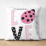 - Suet-K-2371 - Realhomes  Love Uğurböceği Desenli Çift Taraflı Dekoratif Süet Yastık Kırlent Kılıfı Realhomes