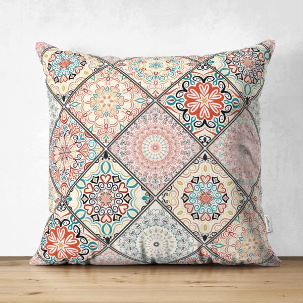 - Suet-K-2388 - Realhomes  Love Uğurböceği Desenli Çift Taraflı Dekoratif Süet Yastık Kırlent Kılıfı Realhomes