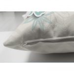 - Suet-K-2392-2 - Realhomes  Açık Gri Zigzag Temalı Kuş Motifli Çift Taraflı Dekoratif Süet Yastık Kırlent Kılıfı Realhomes