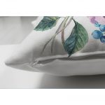 - Suet-K-2398-2 - Realhomes Lila Renk Demet Zambak Motifli Çift Taraflı Dekoratif Süet Yastık Kırlent Kılıfı Realhomes