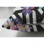 - Suet-K-2511-2 - Realhomes  Renkli Zambak Desenli Modern Dijital Baskılı Çift Taraflı Süet Yastık Kılıfı Realhomes