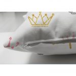 - Suet-K-2526-2 - Realhomes Kanatlı Kalp Desenli Love Motifli Çift Taraflı Süet Yastık Kılıfı Realhomes