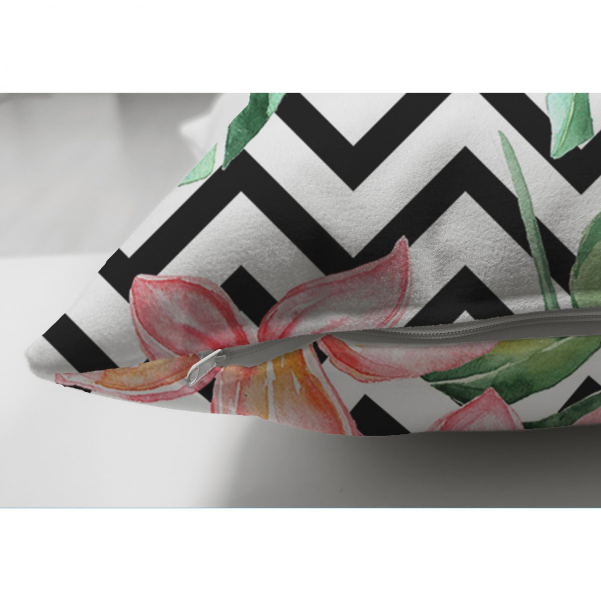 Zigzag Zebra Desenli Dijital Baskılı Çift Taraflı Süet Yastık Kırlent Kılıfı Realhomes