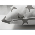 - Suet-K-2553-2 - Realhomes  Gri Yıldız Şekilli Dekoratif Çift Taraflı Süet Yastık Kılıfı Realhomes