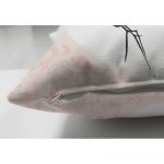 - Suet-K-304-2 - Realhomes  Realhomes Çift Taraflı Dijital Baskılı Dekoratif Süet Yastık Kırlent Kılıfı Realhomes