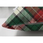 Çift Taraflı Yeşil Kırmızı Beyaz Ekose Desenli Dekoratif Süet Yastık Kırlent Kılıfı Realhomes