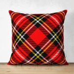- Suet-K-3089 - Realhomes Çift Taraflı Kırmızı Zeminli Ekose Desenli Dekoratif Süet Yastık Kırlent Kılıfı Realhomes