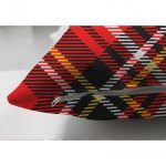 - Suet-K-3089-2 - Realhomes Çift Taraflı Kırmızı Zeminli Ekose Desenli Dekoratif Süet Yastık Kırlent Kılıfı Realhomes