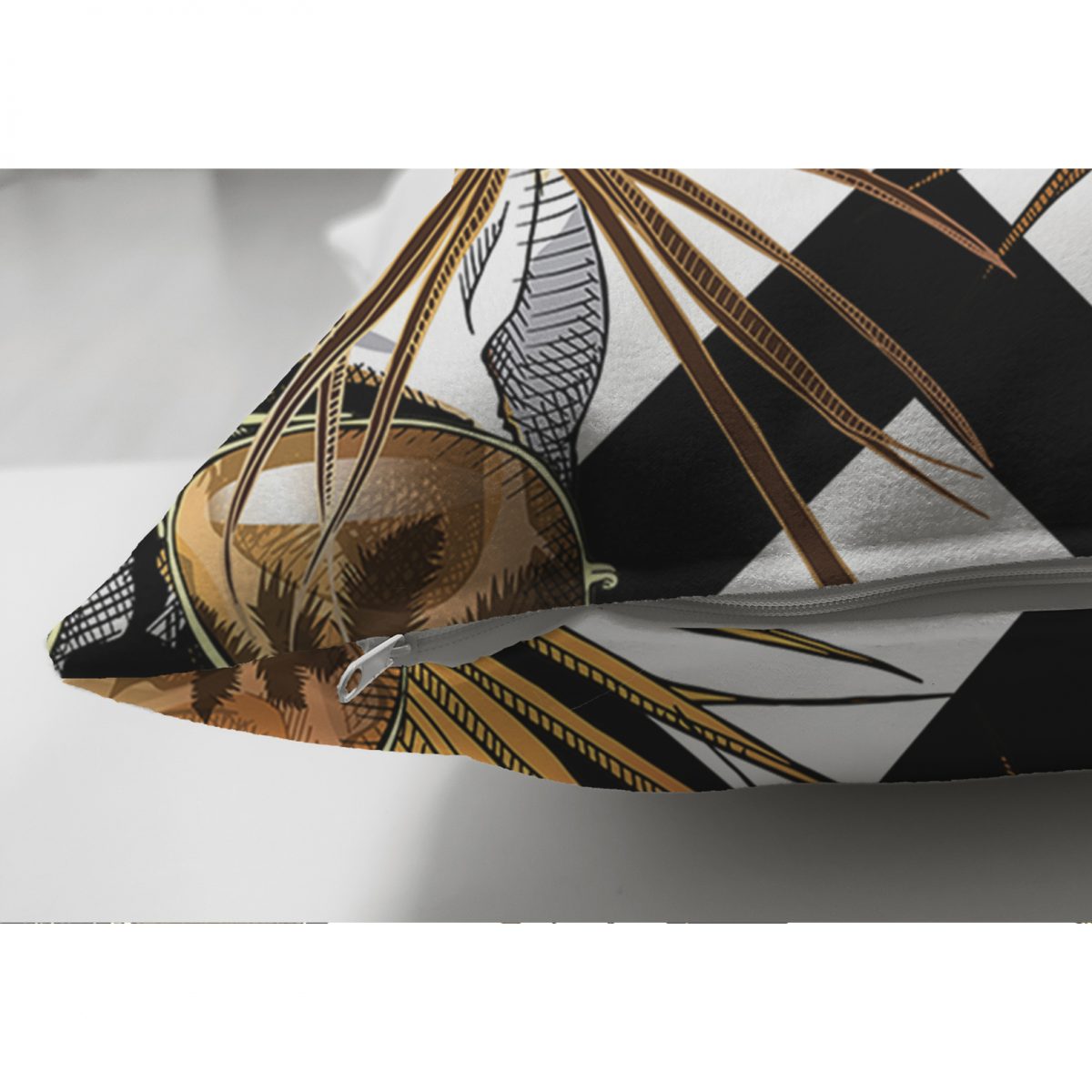 Çift Taraflı Kurukafa Desenli Geometrik Süet Yastık Kırlent Kılıfı Realhomes