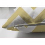 - Suet-K-319-2 - Realhomes Çift Taraflı Zigzag Desen Dijital Baskılı Dekoratif Süet Yastık Kırlent Kılıfı Realhomes