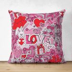 - Suet-K-3219 - Realhomes Çift Taraflı Pembe Zeminli Love You Temalı Modern Süet Yastık Kırlent Kılıfı Realhomes