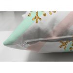 Çift Taraflı Pembe Mavi Zeminde Kar Tanesi Detaylı Modern Süet Yastık Kırlent Kılıfı Realhomes