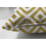 - Suet-K-3243-2 - Realhomes  Çift Taraflı Geometrik Şekilli Altın Detaylı Modern Süet Yastık Kırlent Kılıfı Realhomes