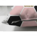 - Suet-K-3247-2 - Realhomes  Çift Taraflı Geometrik Petek Desenli Altın Detaylı Modern Süet Yastık Kırlent Kılıfı Realhomes