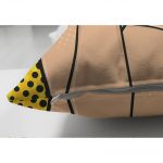 - Suet-K-3290-2 - Realhomes Sarı Puanlı Popart Desenli Çift Taraflı Dekoratif Süet Yastık Kırlent Kılıfı Realhomes