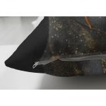 - Suet-K-3339-2 - Realhomes Çift Taraflı Gold Afrika Woman Tasarımlı 3D Modern Süet Yastık Kırlent Kılıfı Realhomes