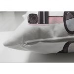 - Suet-K-3353-2 - Realhomes Çift Taraflı Coco Shopping Tasarımlı Dijital Baskılı Süet Yastık Kırlent Kılıfı Realhomes