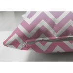 - Suet-K-3357-2 - Realhomes  Çift Taraflı Renkli Zigzag Tasarımlı 3D Dijital Baskılı Süet Yastık Kırlent Kılıfı Realhomes