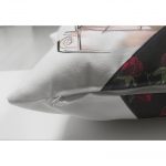 - Suet-K-3383-2 - Realhomes Çift Taraflı Mutluluk Manzarası Suluboya Çizimli Özel Tasarım Dekoratif Süet Yastık Kırlent Kılıfı Realhomes