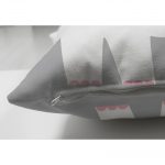 - Suet-K-4310-2 - Realhomes Realhomes Çift Taraflı Özel Tasarımlı Dijital Baskılı Çocuk Odası Süet Yastık Kırlent Kılıfı Realhomes