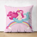 - Suet-K-4317p - Realhomes  Çift Taraflı Pembe Zeminde Denizkızı Desenli Dijital Baskılı Çocuk Odası Süet Yastık Kırlent Kılıfı Realhomes
